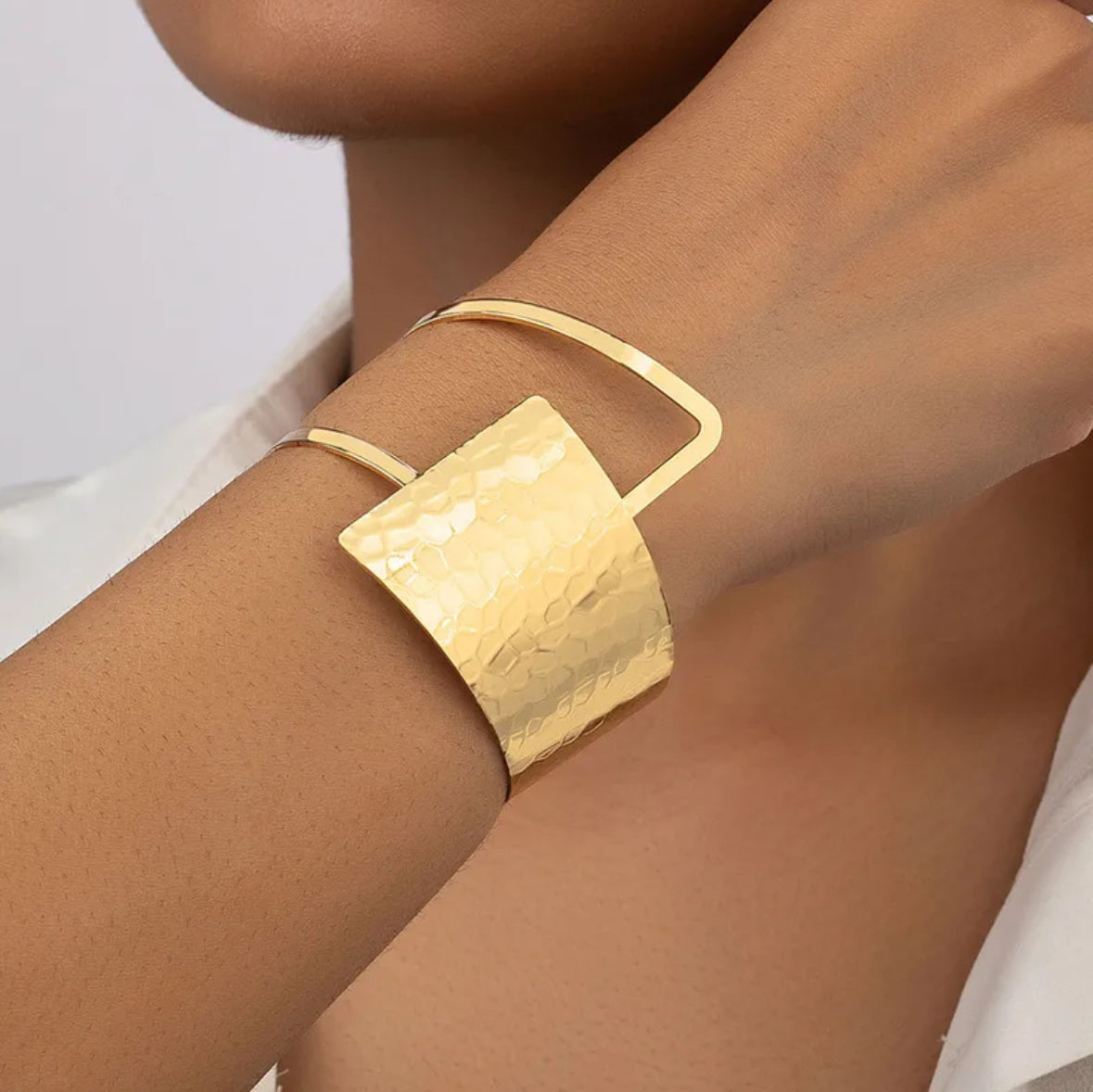 Golden Arc Cuff