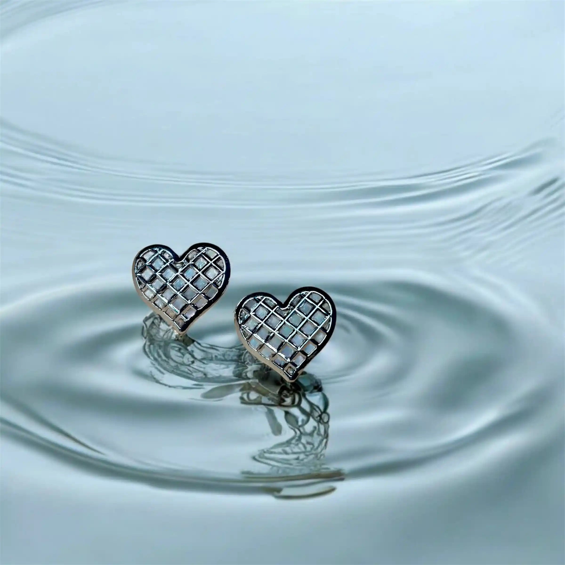 Grid Heart Earrings