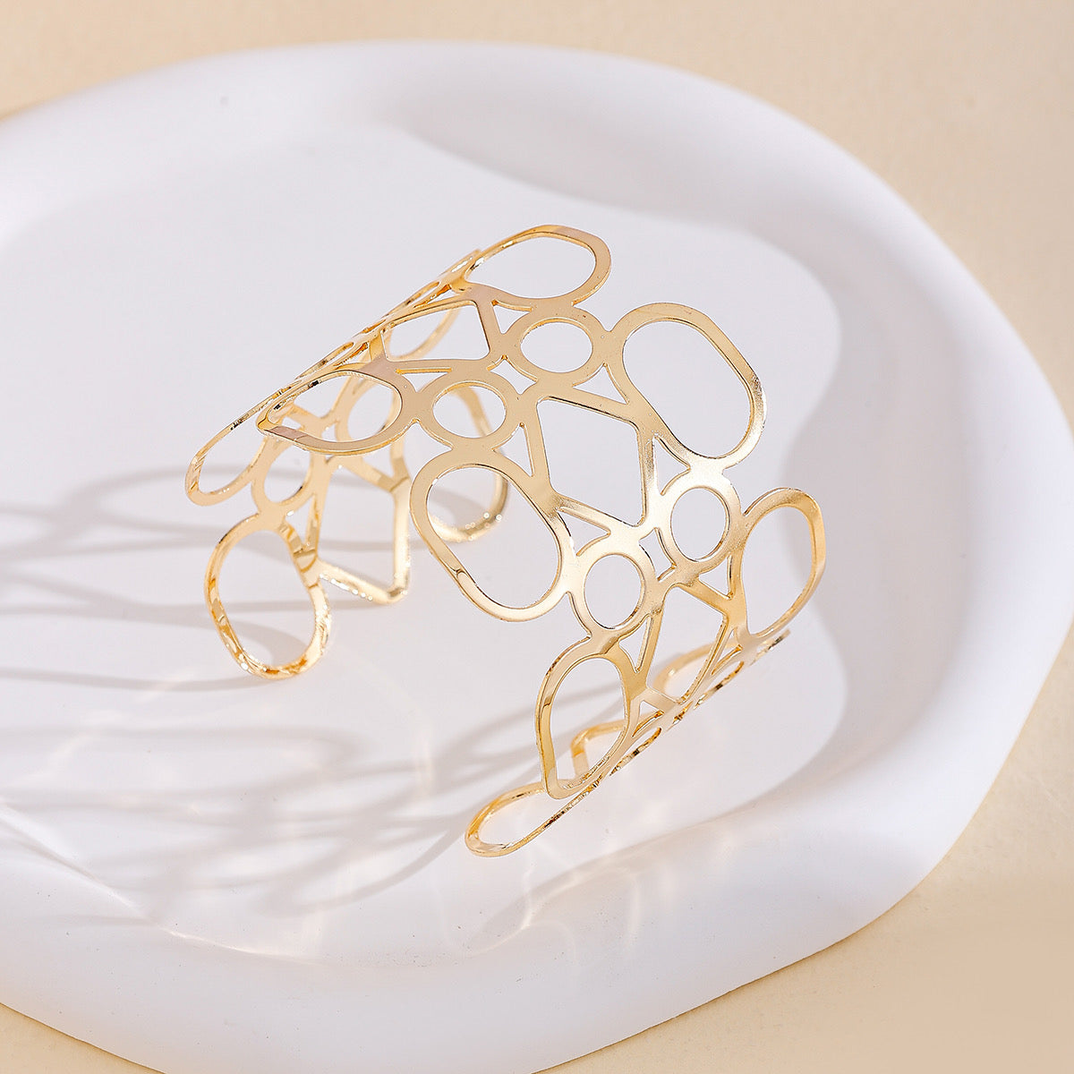 Geo-Daze Cuff (Golden)
