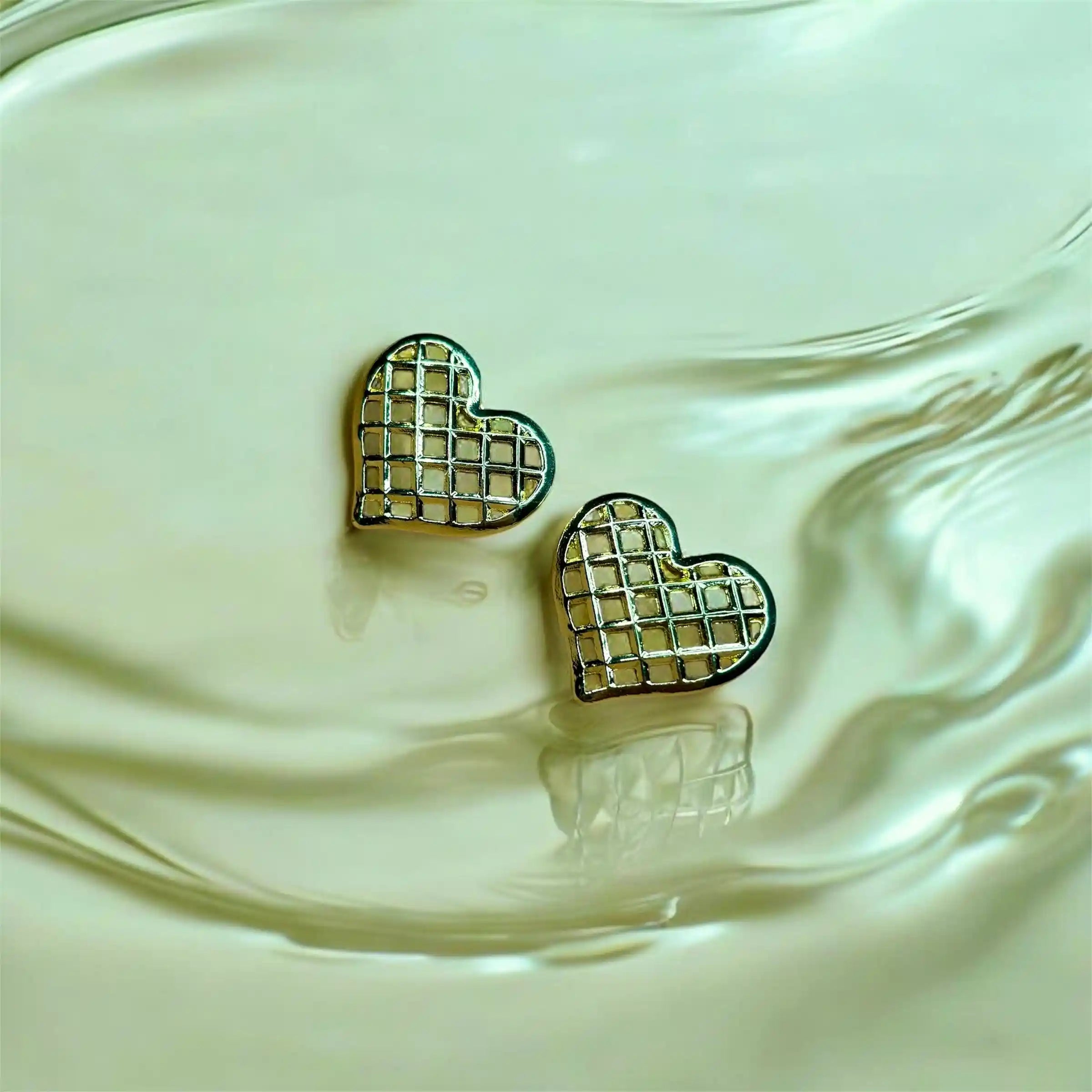 Grid Heart Earrings