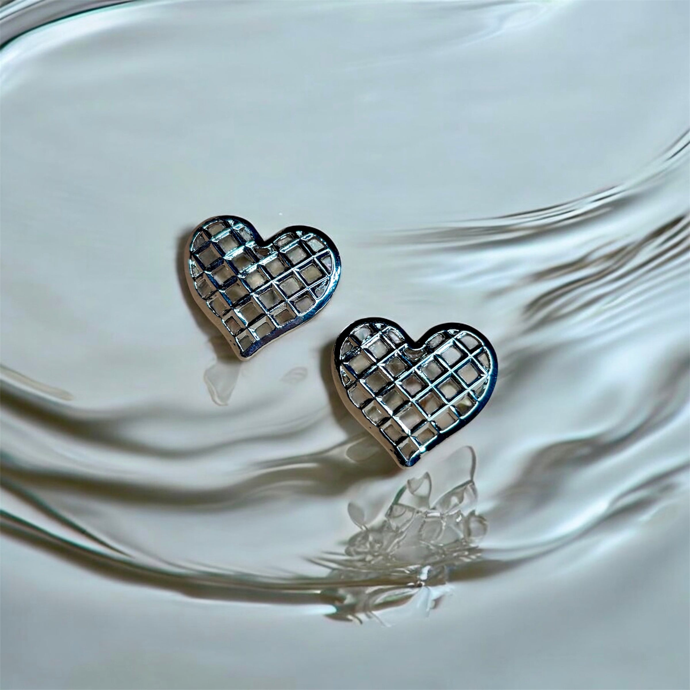 Grid Heart Earrings