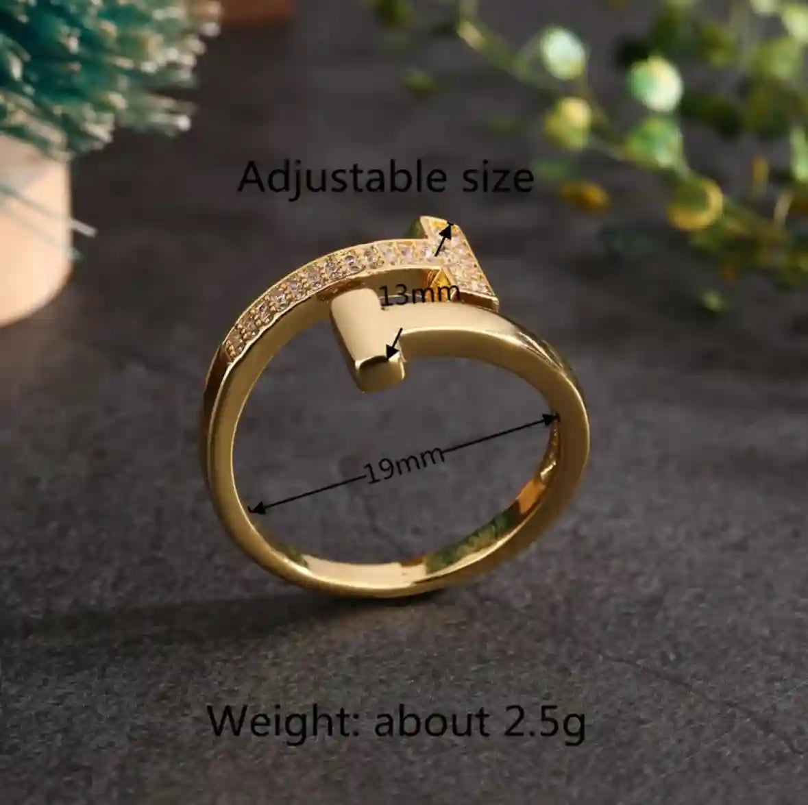 T-twist Ring