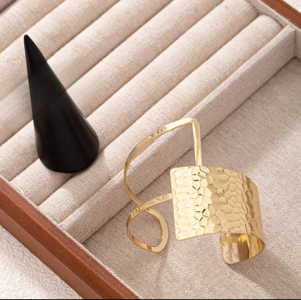 Golden Arc Cuff