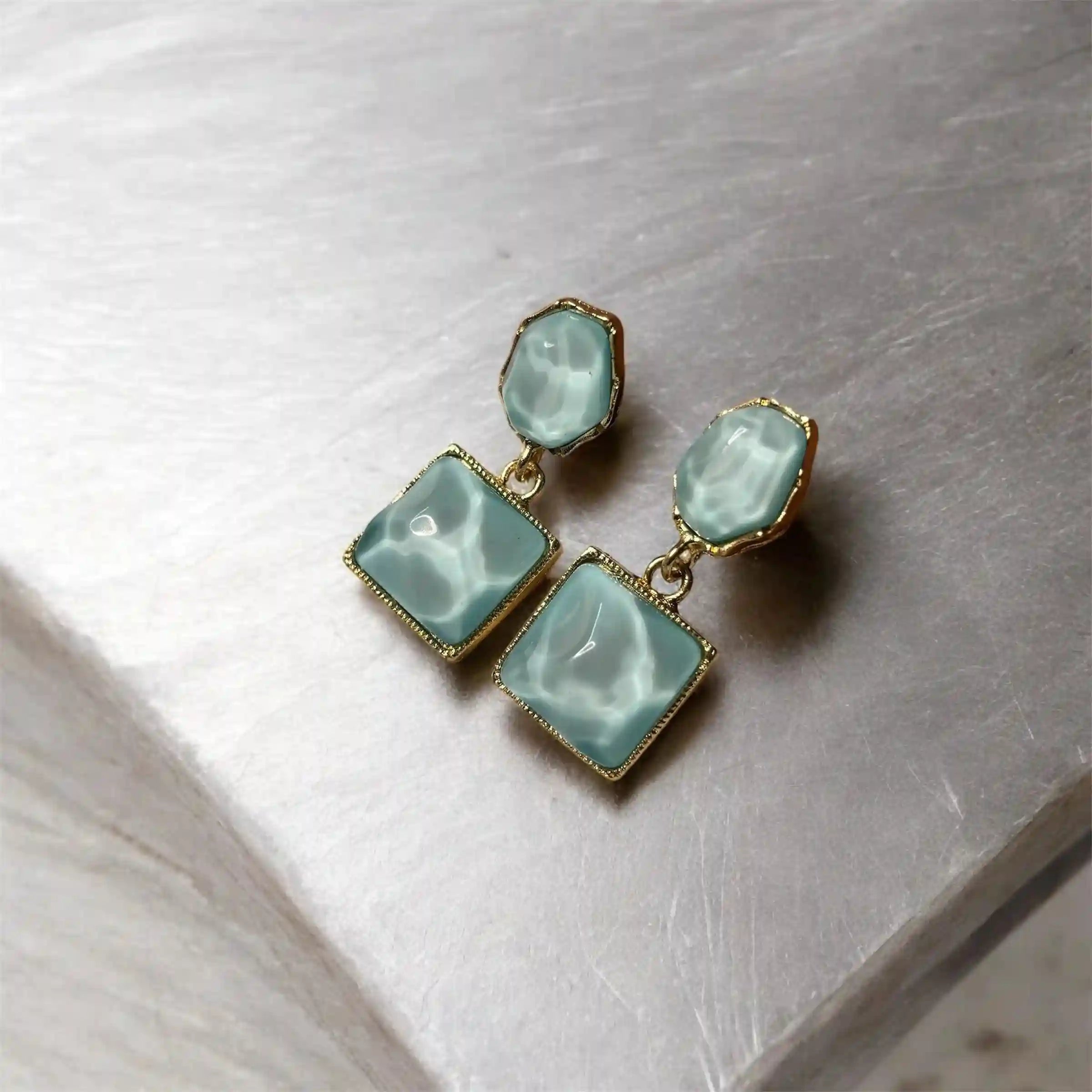 Aqua Danglers