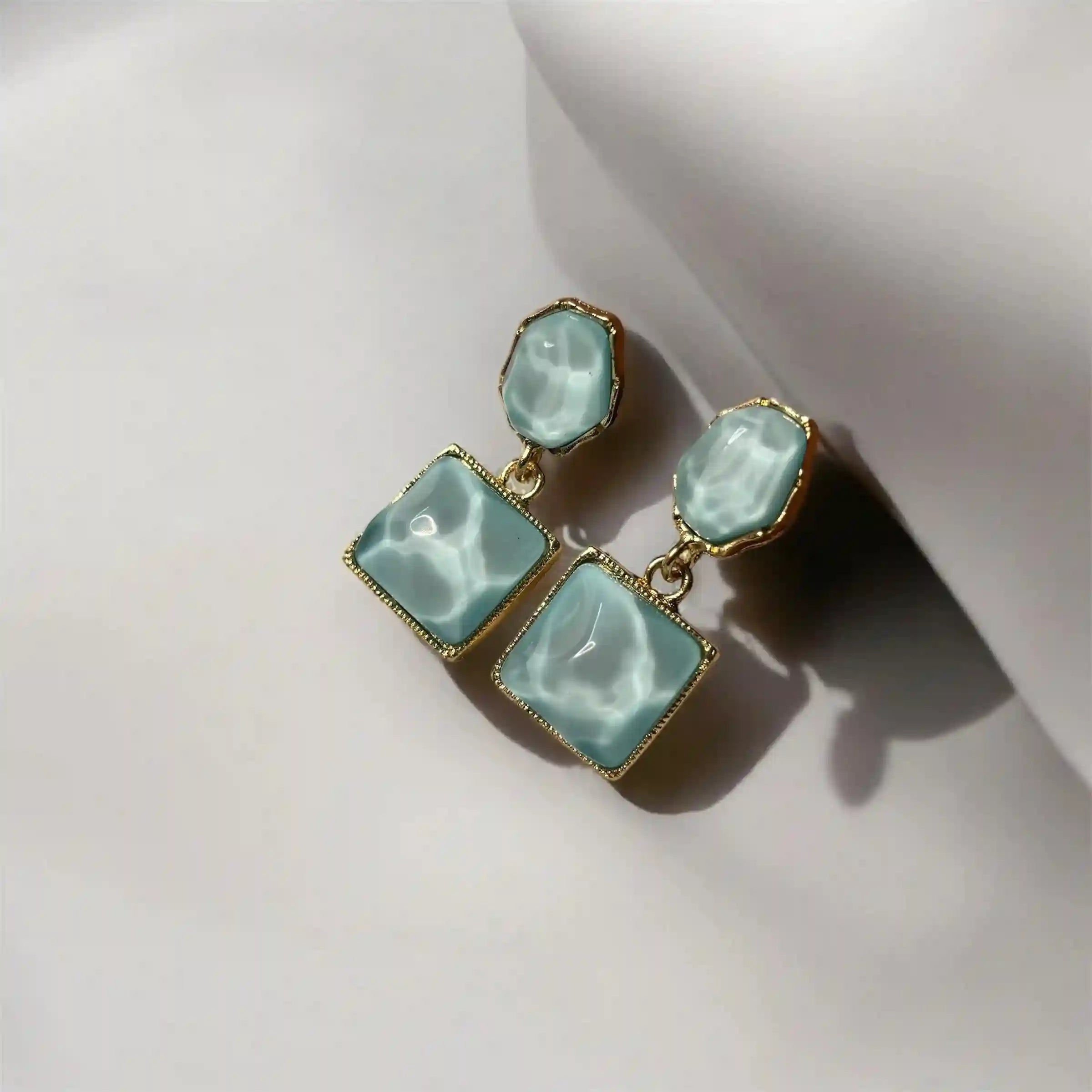 Aqua Danglers