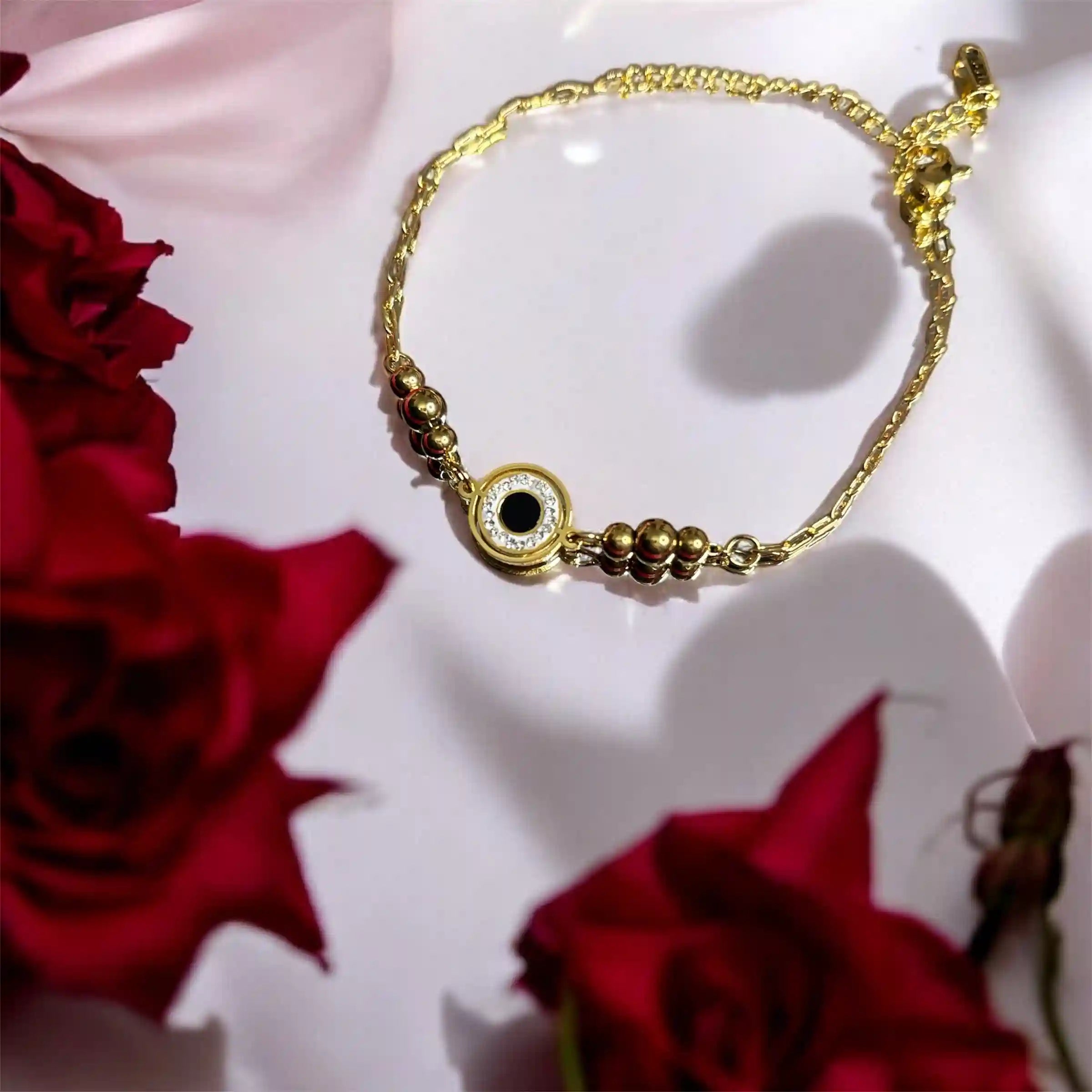 Eye-Conic Bracelet